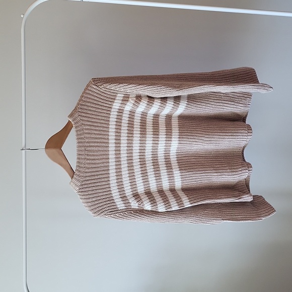 Striped Pullover - Picture 5 of 5